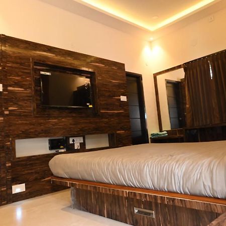Melody Inn Luxury Home Stay Йеркод Экстерьер фото