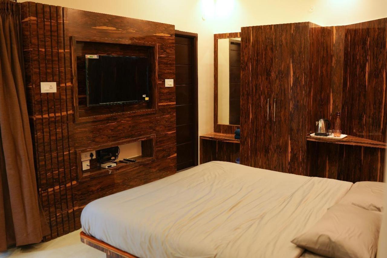 Melody Inn Luxury Home Stay Йеркод Экстерьер фото
